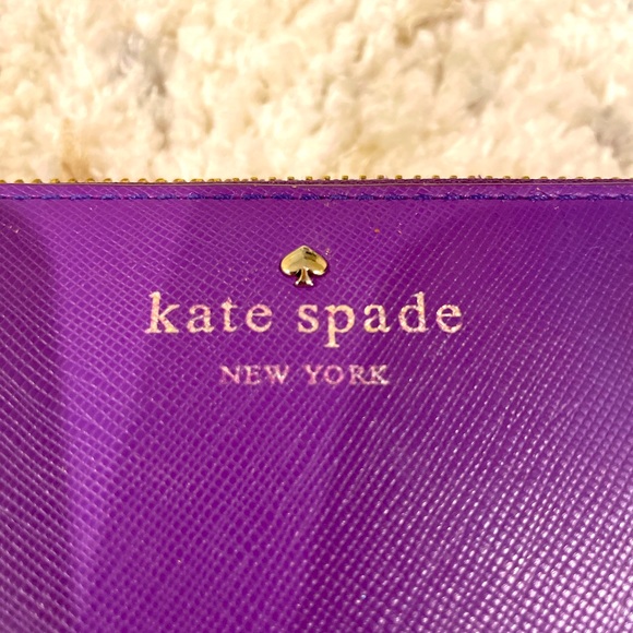 Kate Spade Wallet 💜 - Picture 3 of 6